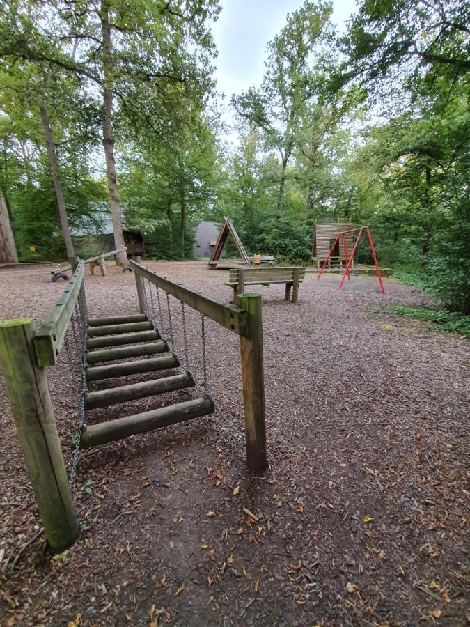 Boshuisje Durbuy Met Zwembad Op Het Park Extérieur photo